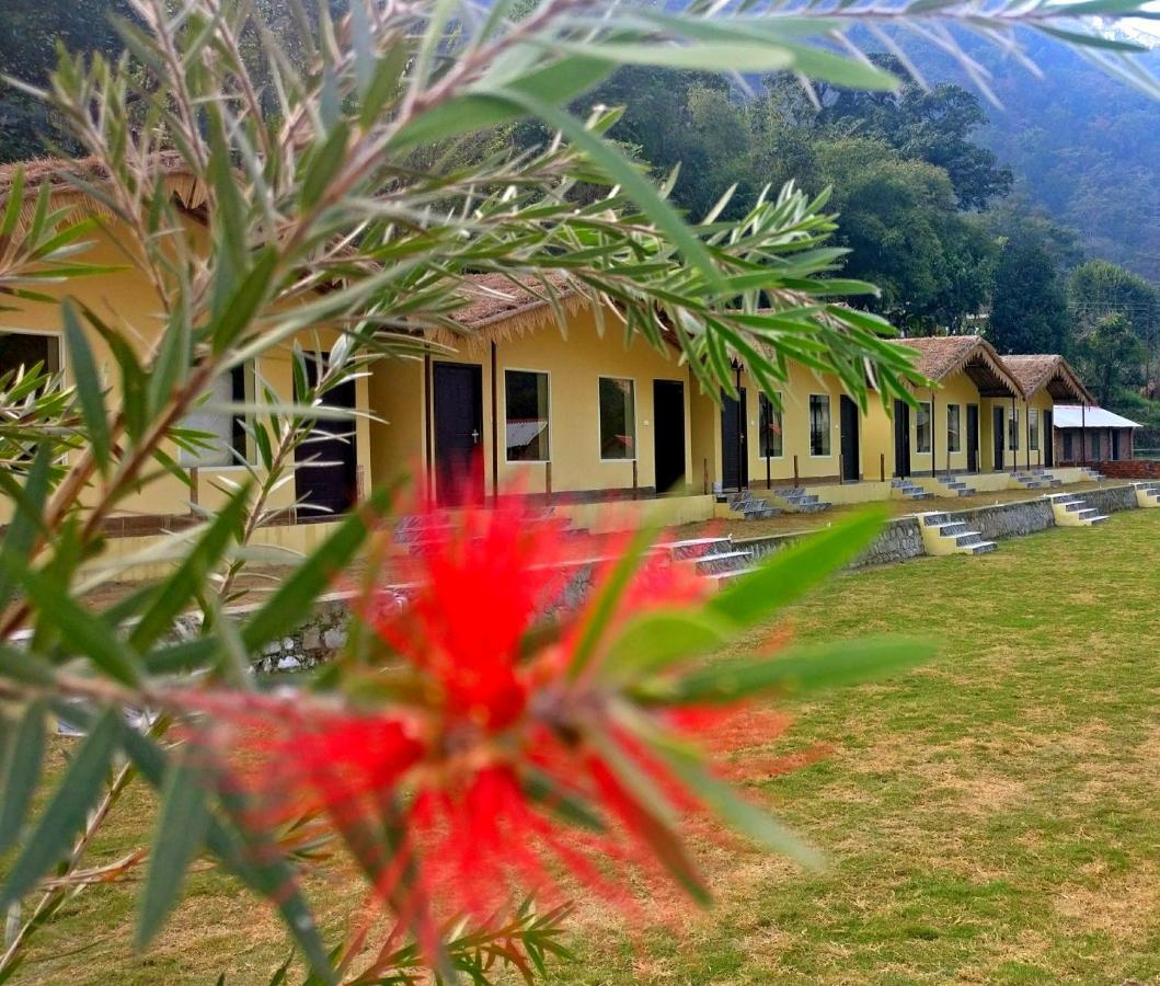 Nakshtra Resort Birbhaddar Екстериор снимка